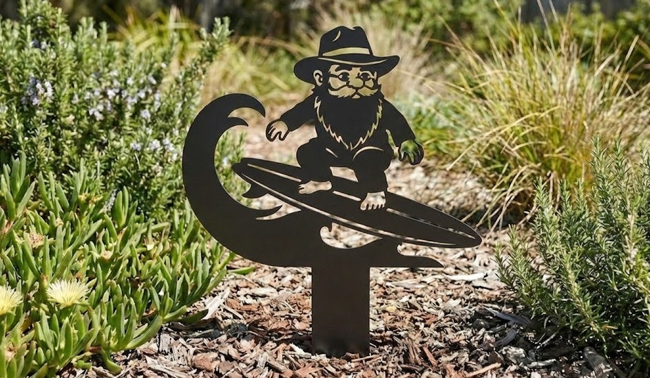 'The Surf's Up' Garden Gnome - Image 2 - Sunburnt Steel