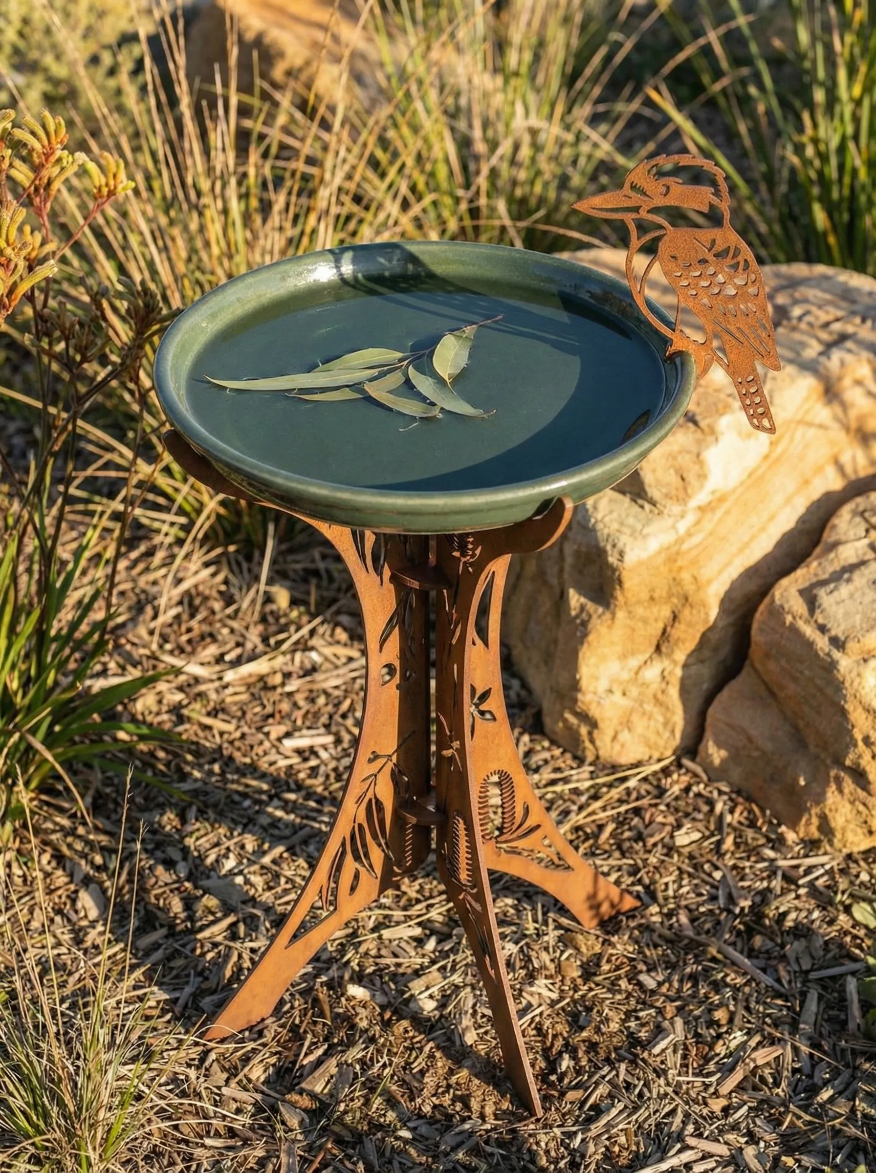 'The Kookie' Bird Bath Secondary image
