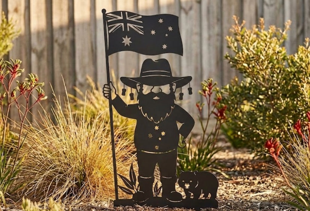 'The True Blue' Aussie Garden Gnome - Image 5 - Sunburnt Steel